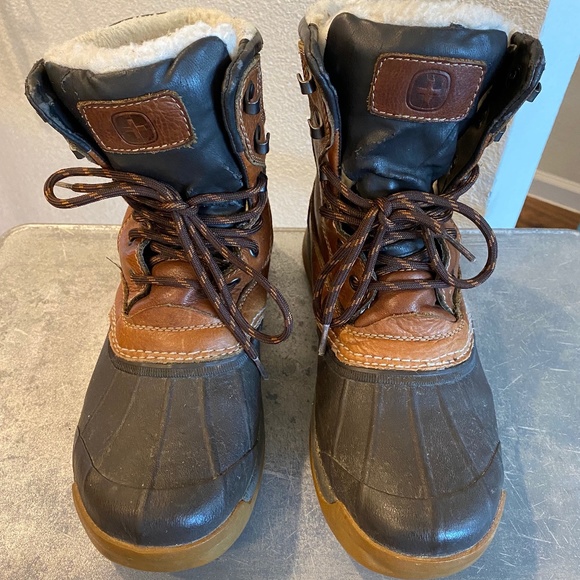 Wenger Swiss Army Shearling Boots main image 12